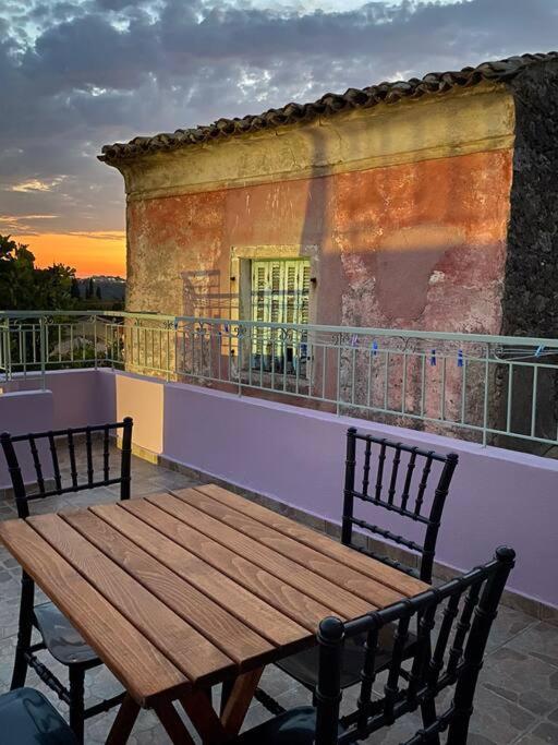 فيلا Siora Nina Charming Stone House Near Agios Gordios Sinarádes المظهر الخارجي الصورة