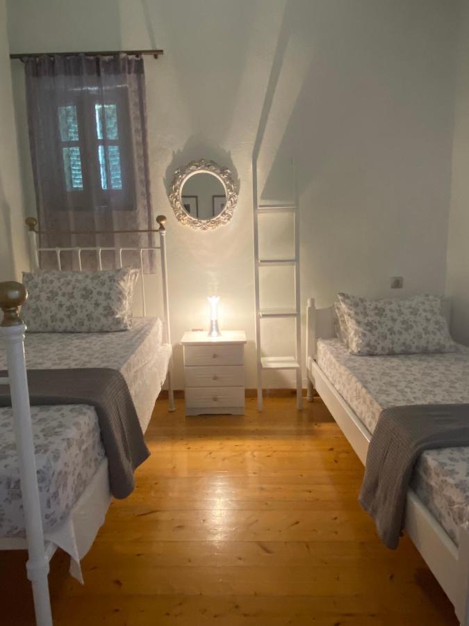 فيلا Siora Nina Charming Stone House Near Agios Gordios Sinarádes المظهر الخارجي الصورة